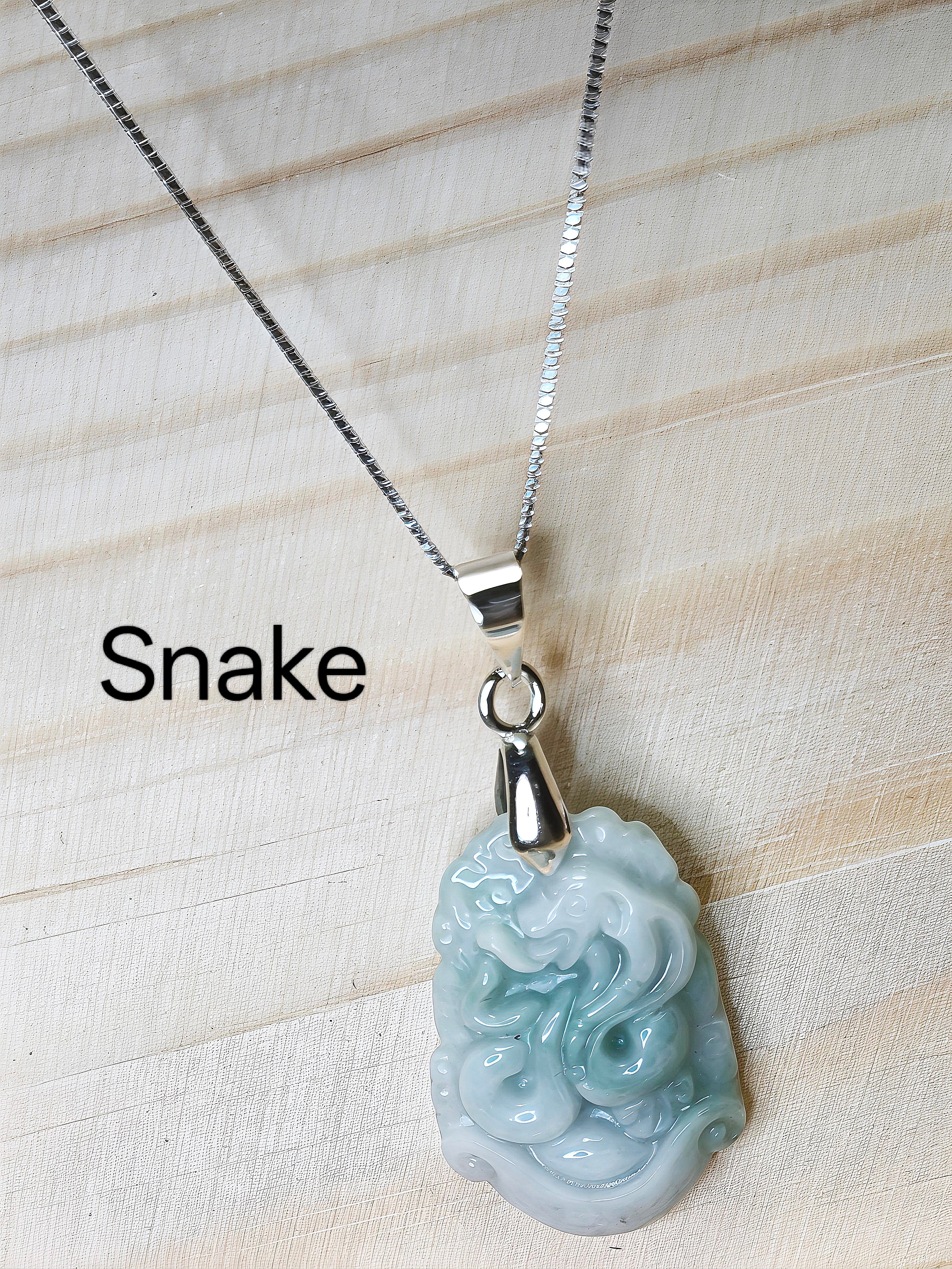 MYJ01 PREMIUM Myanmar Grade A Jadeite Animal Pendant Necklace (Chain / Cord)