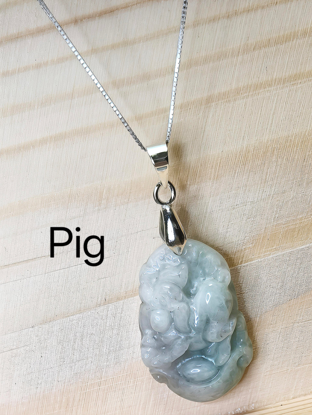 MYJ01 PREMIUM Myanmar Grade A Jadeite Animal Pendant Necklace (Chain / Cord)