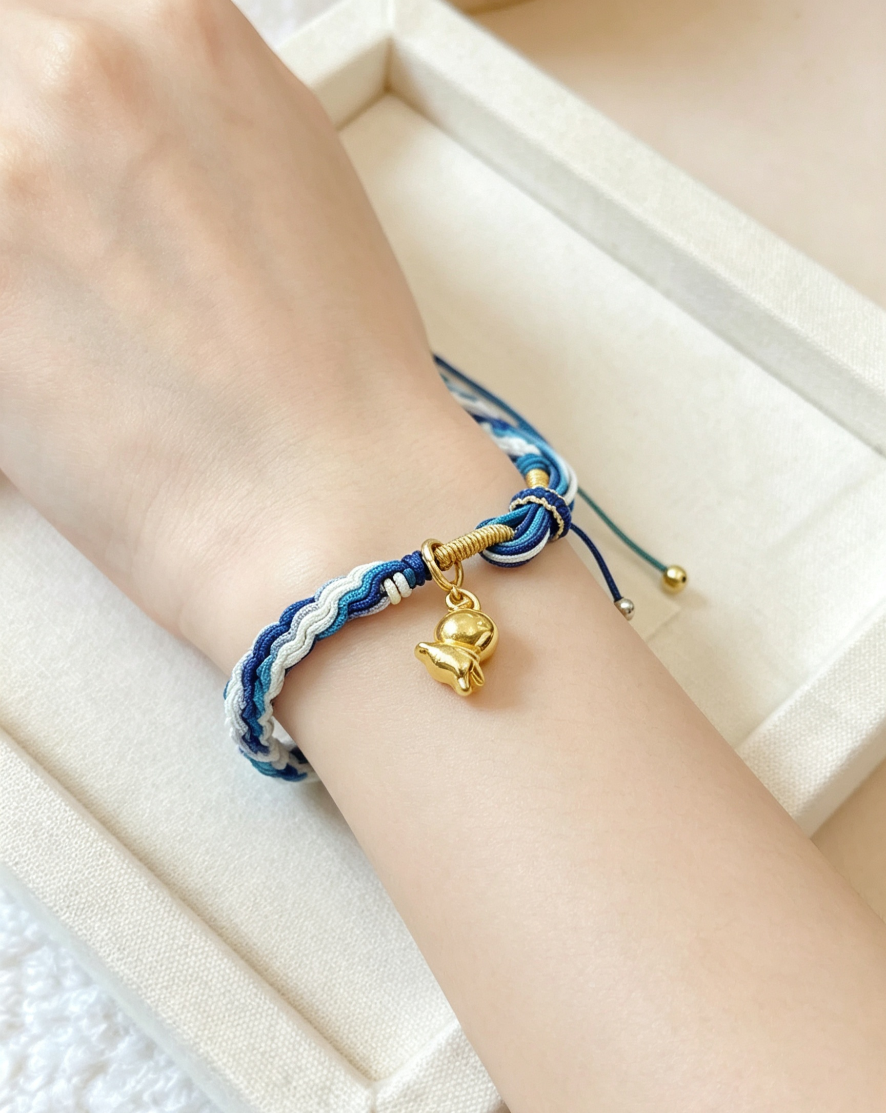 GOOD16 - PREMIUM Good'ness Blue Hand Braided Natural Detachable Gold Sand Horse Charm Beaded Adjustable Bracelet