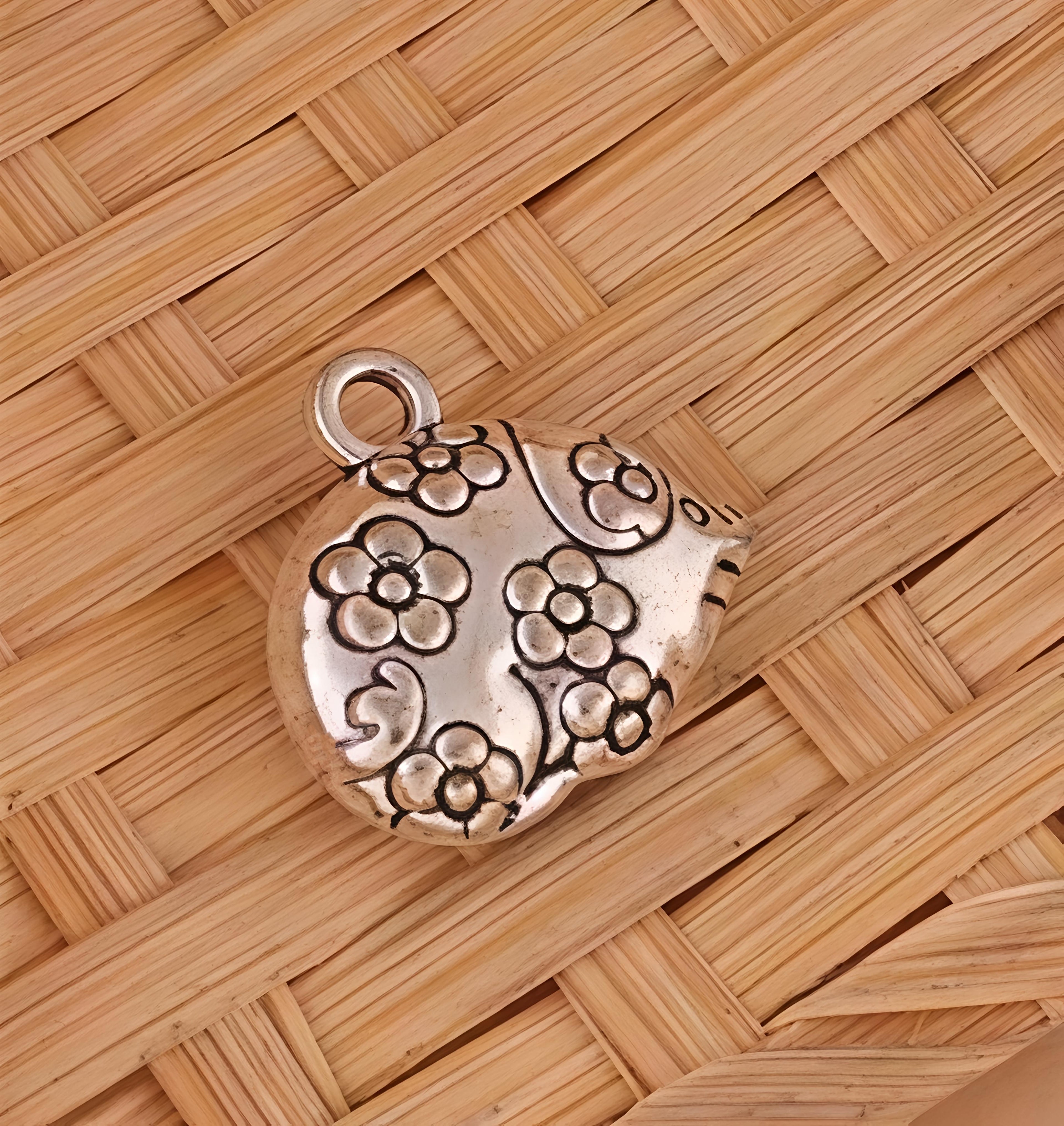 SGD$0 Redemption (7): Tibetan Silver Happy Animal Charm ClipOn / Pendant